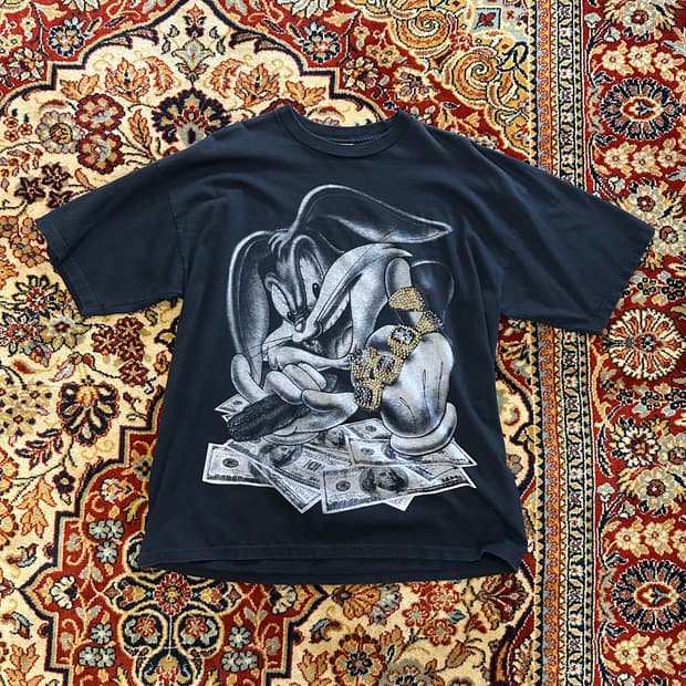 Gangster Bugs Bunny with MJ's Ring