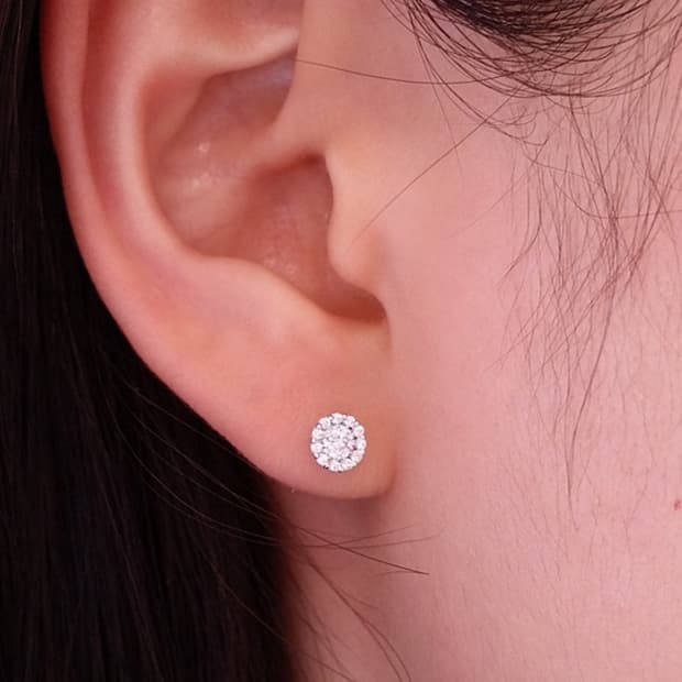 스톤헨지 스톤세팅 14k화이트골드 귀걸이 (세척완료)