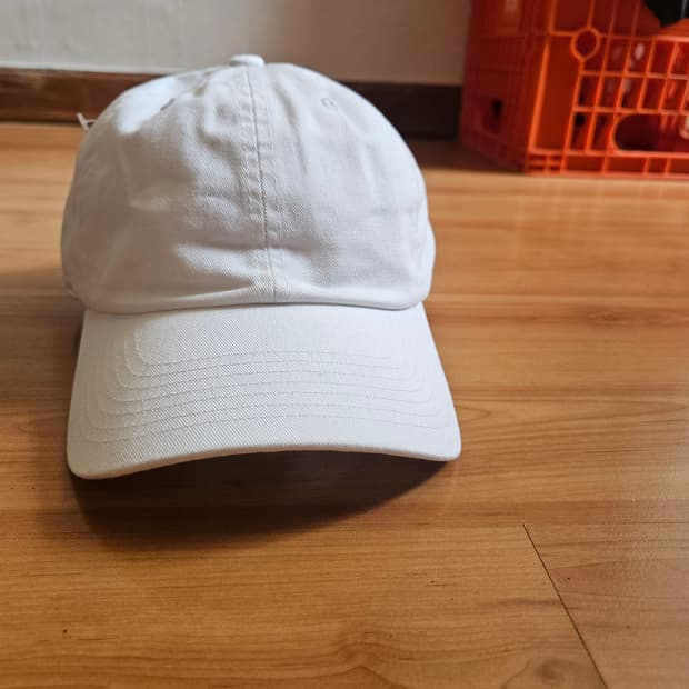 미사용)뉴발란스  화이트 무지 볼캡 모자