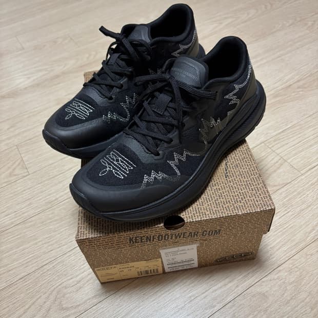 Keen x 엔지니어드 가먼츠 WK500 블랙 280