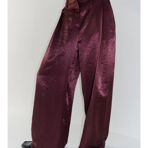오버듀플레어 SATIN WIDE PANTS_CHERRY BROWN