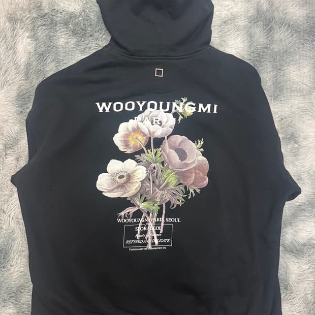 우영미 플라워 후드티 블랙