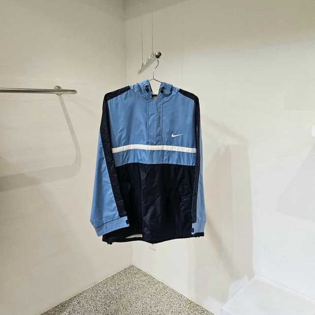 나이키 올드스쿨 아노락 바람막이