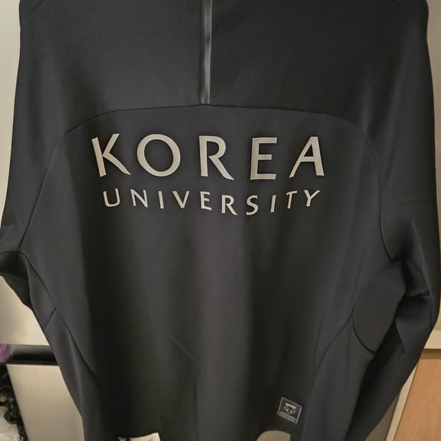 데상트 고려대 트랙탑 110