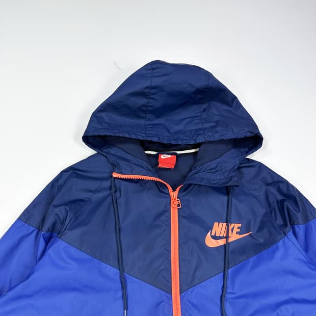 나이키 퓨추라 윈드러너 바람막이 자켓 (L)