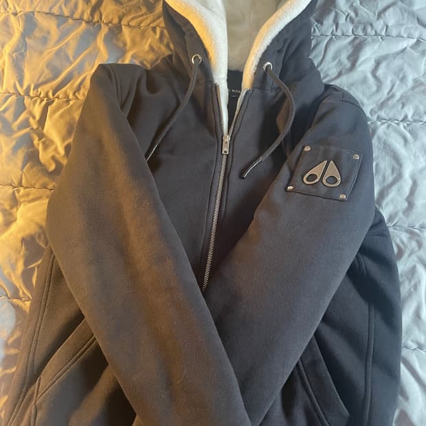 (M) 무스너클 버니스웨터 