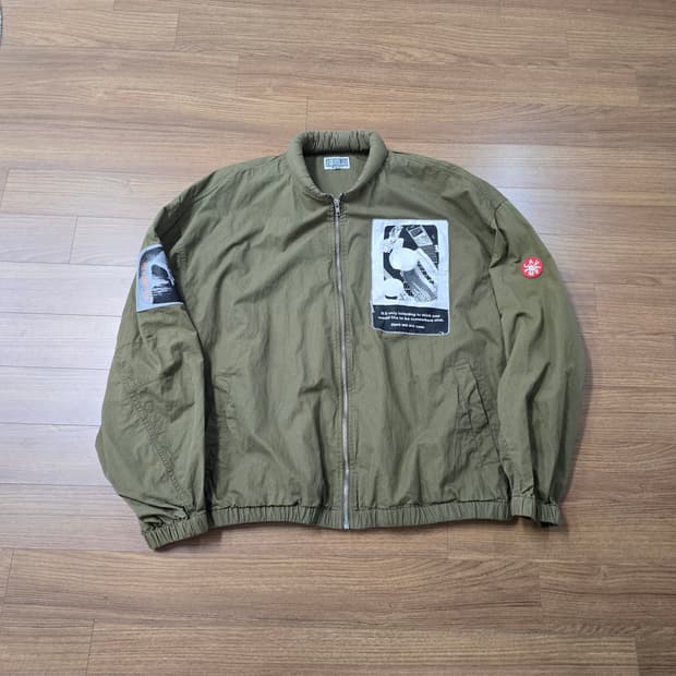 (L) 카브엠트 푸시드 니드 짐 봄버 자켓 pseudo needs zip