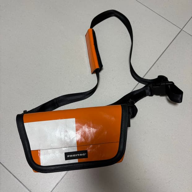 프라이탁 Freitag 제이미 주황색 오렌지색