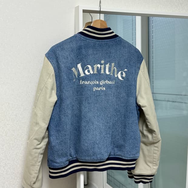 마리떼 프랑소와 저버 데님 바시티 재킷