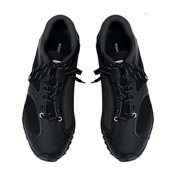 네거티브쓰리 Asymmetry No.2 Sneakers_Black