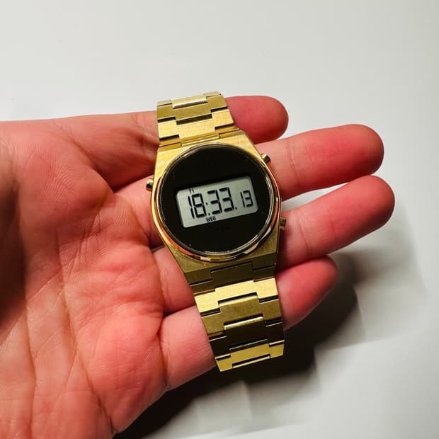 티쏘 PRX 35mm 디지털 금통 쿼츠 시계 판매