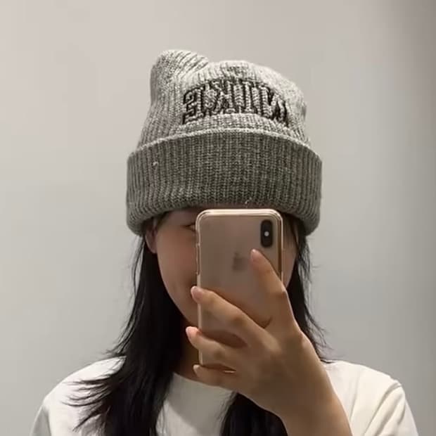나이키 올드스쿨 스펠아웃 비니
