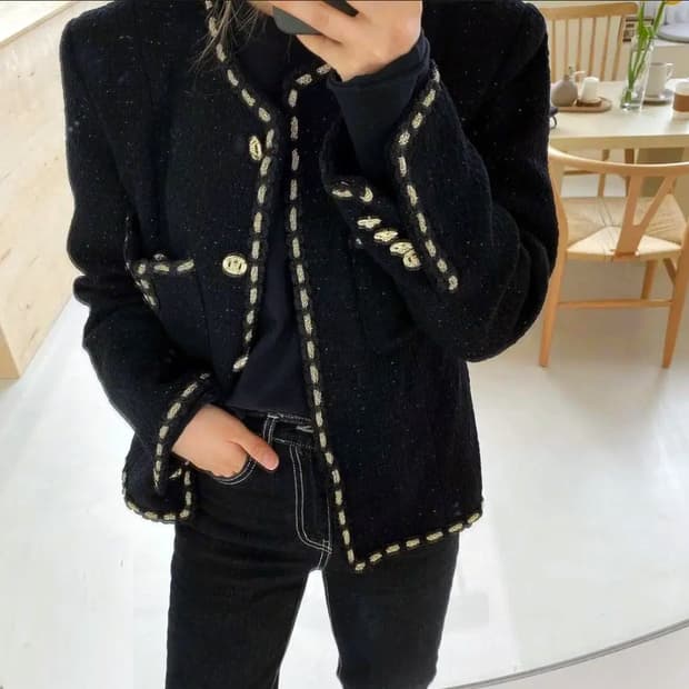 위아(WE ARE) 금장 빈티지 트위드자켓 55-66 새상품