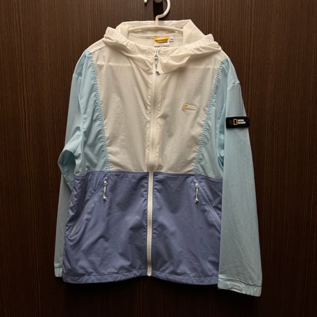 내셔널지오그래픽 바람막이 