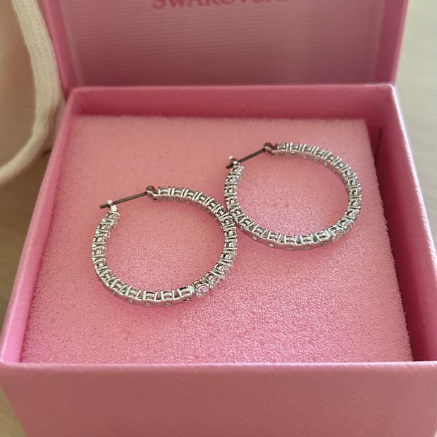 스와로브스키 swarovski 김고은 귀걸이 matrix earing