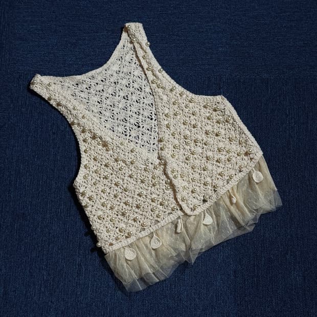 모리걸 레이스 니트 베스트