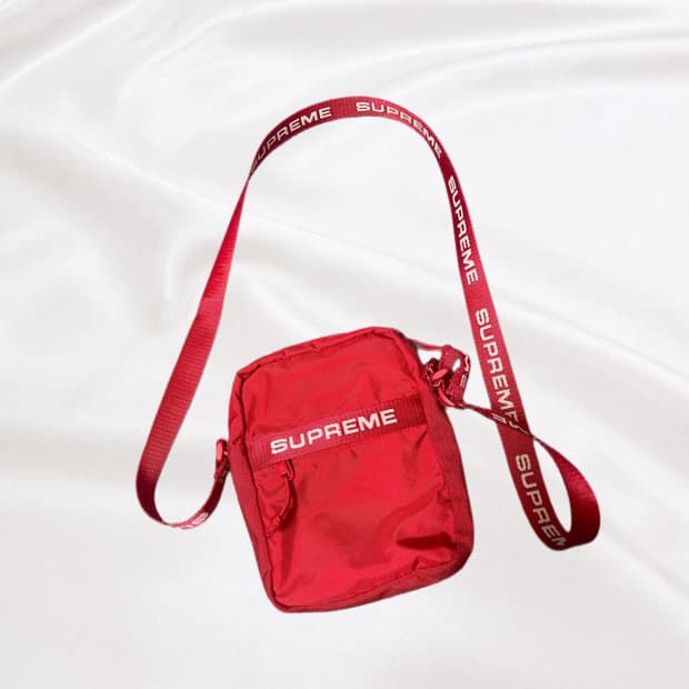 슈프림 숄더백 레드 - 22FW