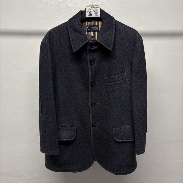 아르마니 진스 코트