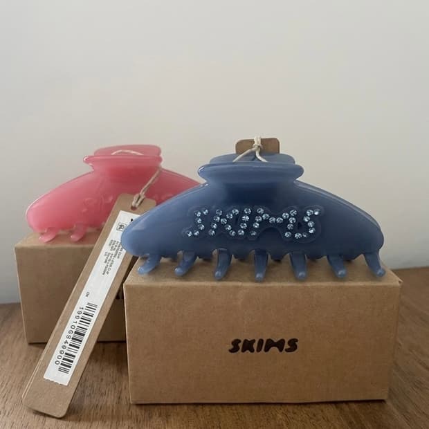 SKIMS 스킴스 집게핀 헤어클립