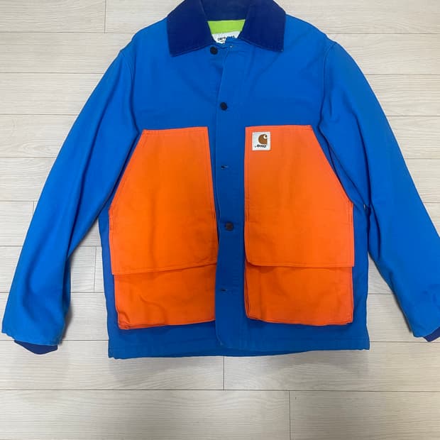 칼하트wip X 미시건 초어 코트 M사이즈