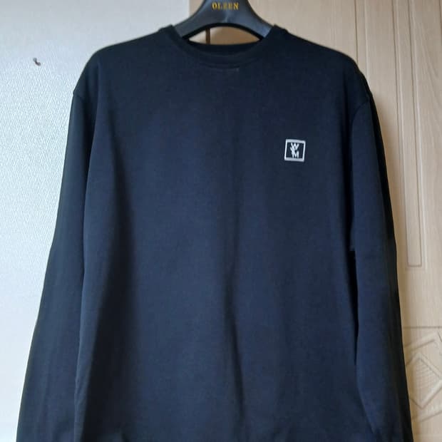 우영미 백로고 롱 슬리브