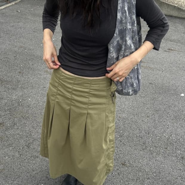 3 버클 랩 스커트