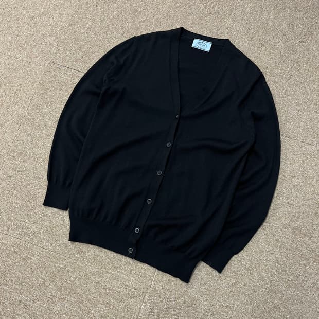 prada 프라다 가디건