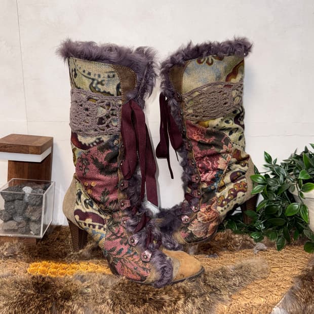 BNX jacquard fur trimming laceup boots