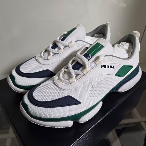 프라다 클라우드버스트 스니커즈