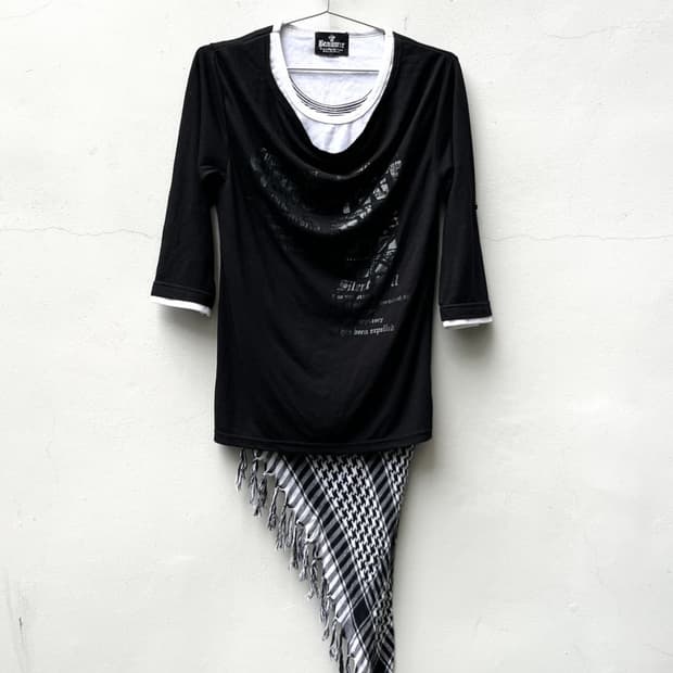 Beamere scarf layered drape top