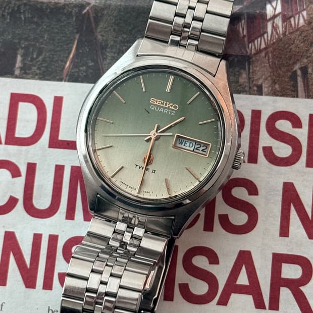 Seiko 세이코 Quartz Type II 그린 그라데이션 