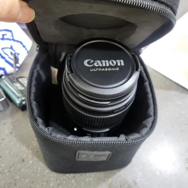 (거의새제품)캐논 EF-S 18-55mm IS 렌즈 + 파우치