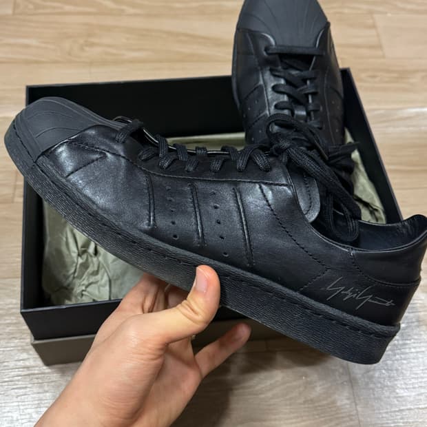 Y-3 슈퍼스타 블랙 270mm