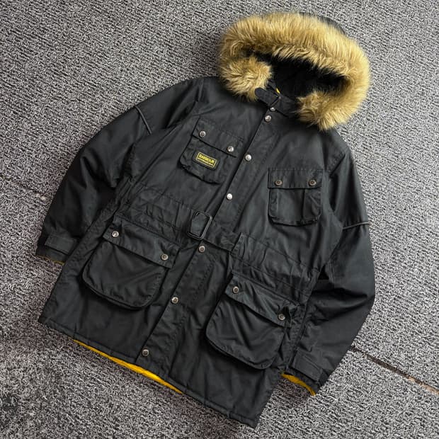 바버 인터내셔널 A7 벨티드 오리지널 왁스 자켓 2782