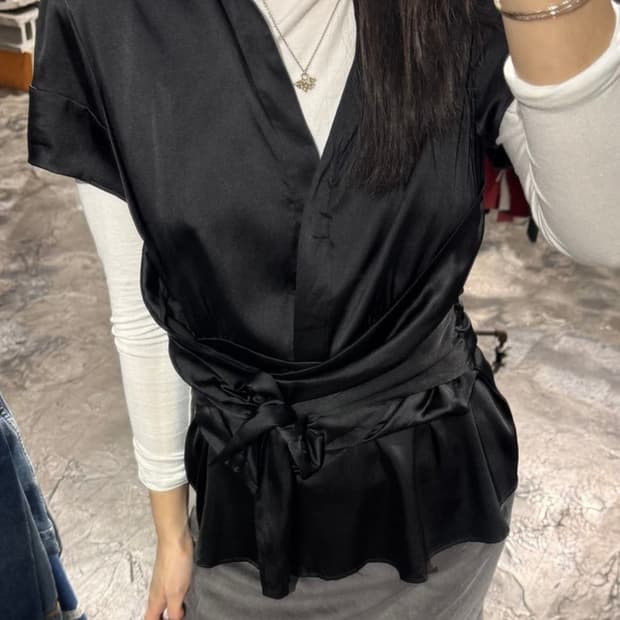 [9886]BCBGMAXAZRIA black  blouse