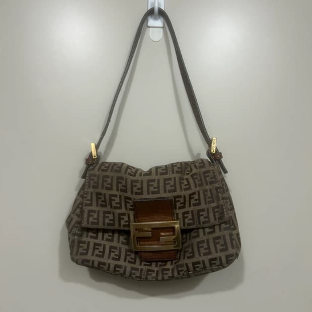 Fendi 펜디 미니 주카 맘마백