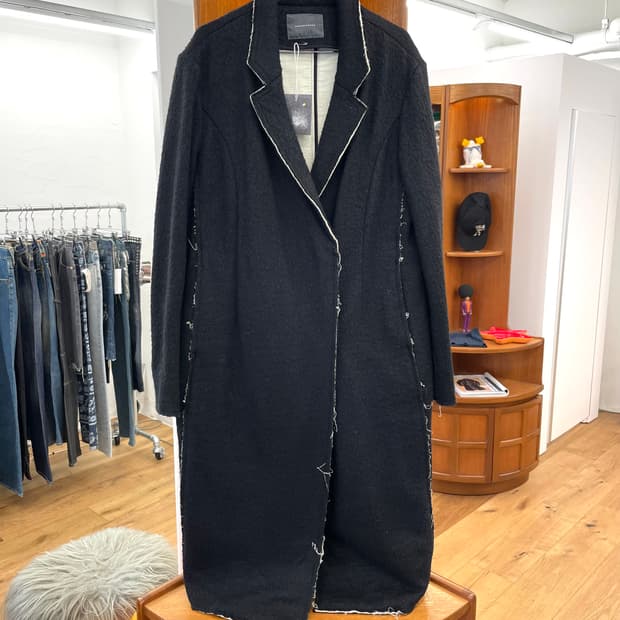 wnderkammer 로우 엣지 커팅 코트