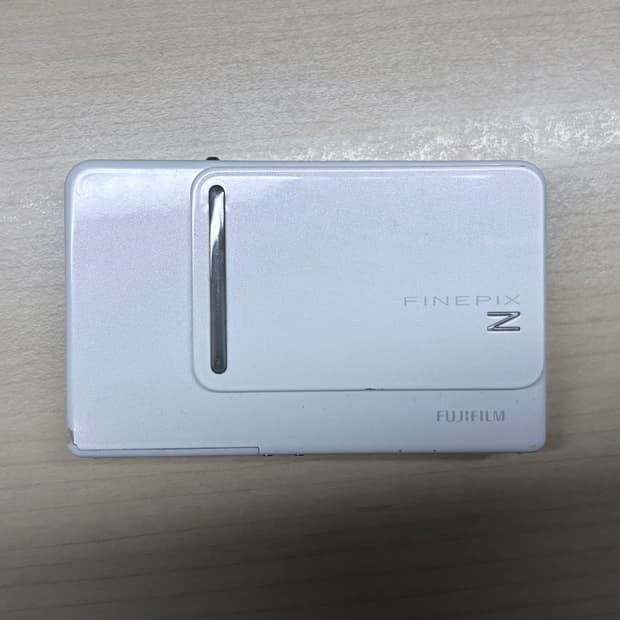 Fujifilm finepix z300