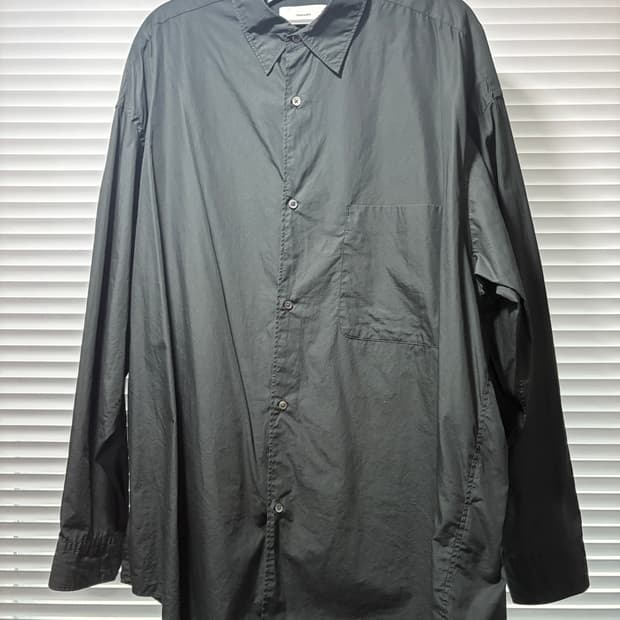 (F) 그라프페이퍼 브로드 셔츠 블랙