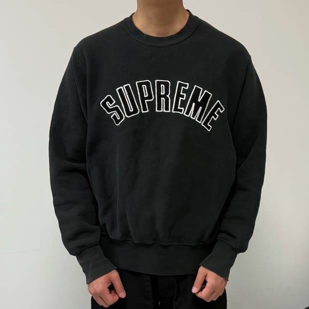 슈프림 90s 아크로고 크루넥 블랙