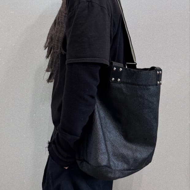 꼼데가르송 크랙 코티드 토트백