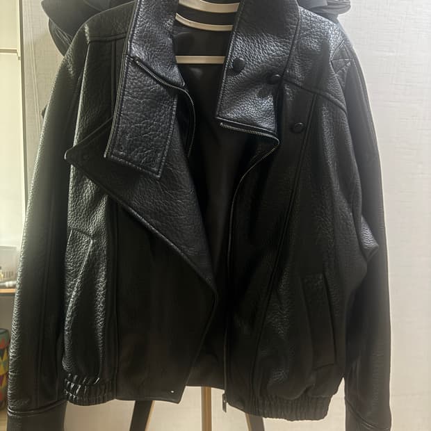 ZARA 자라 생로랑맛 레더자켓 s