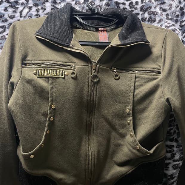 카키 크롭 자켓