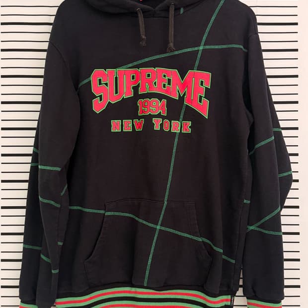 슈프림(supreme)월드 페이머스 컬리지 후드