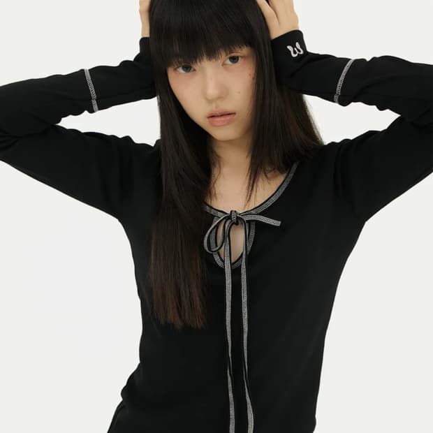 미레코 스티치 리본 티 블랙