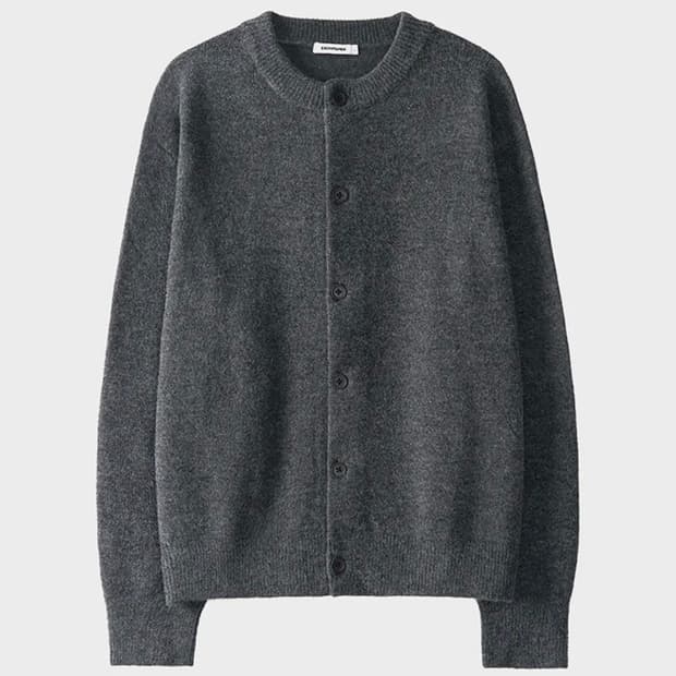 (L) 엑스컨테이너 미니멀 버튼 라운드넥 가디건 (CHARCOAL)