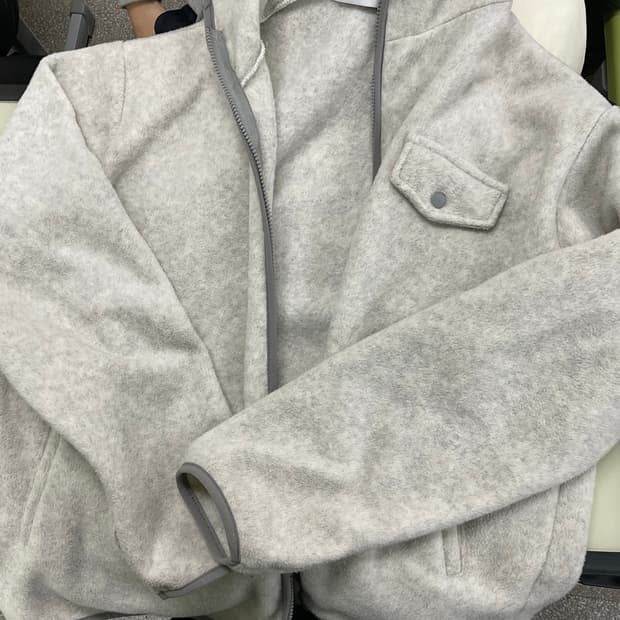 리메인 후드집업