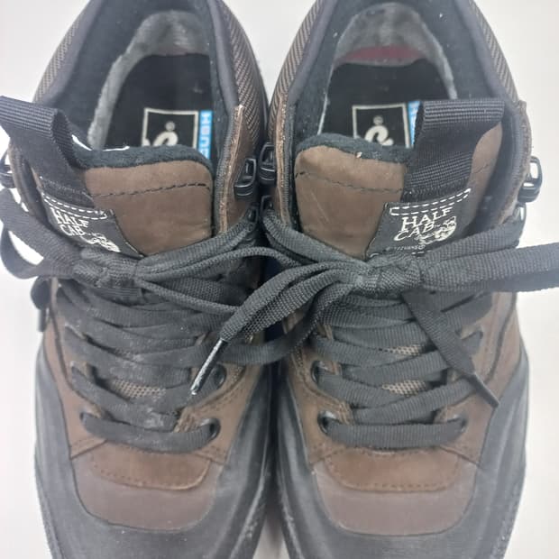 반스 하프캡 고어텍스 브라운 240mm