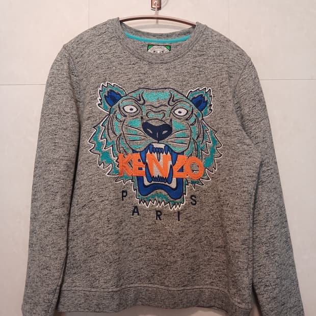 겐조 타이거 정품 여성 맨투맨 티셔츠 S 사이즈