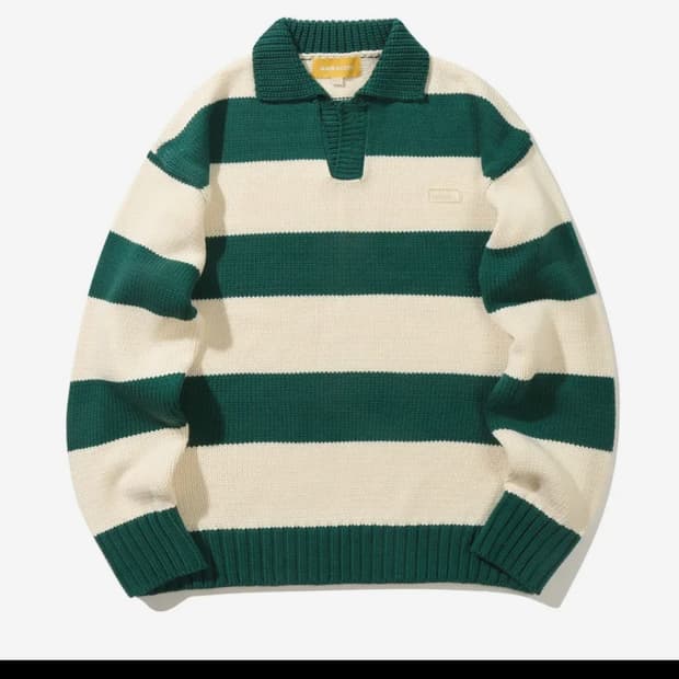 메인부스 브이넥 카라 니트